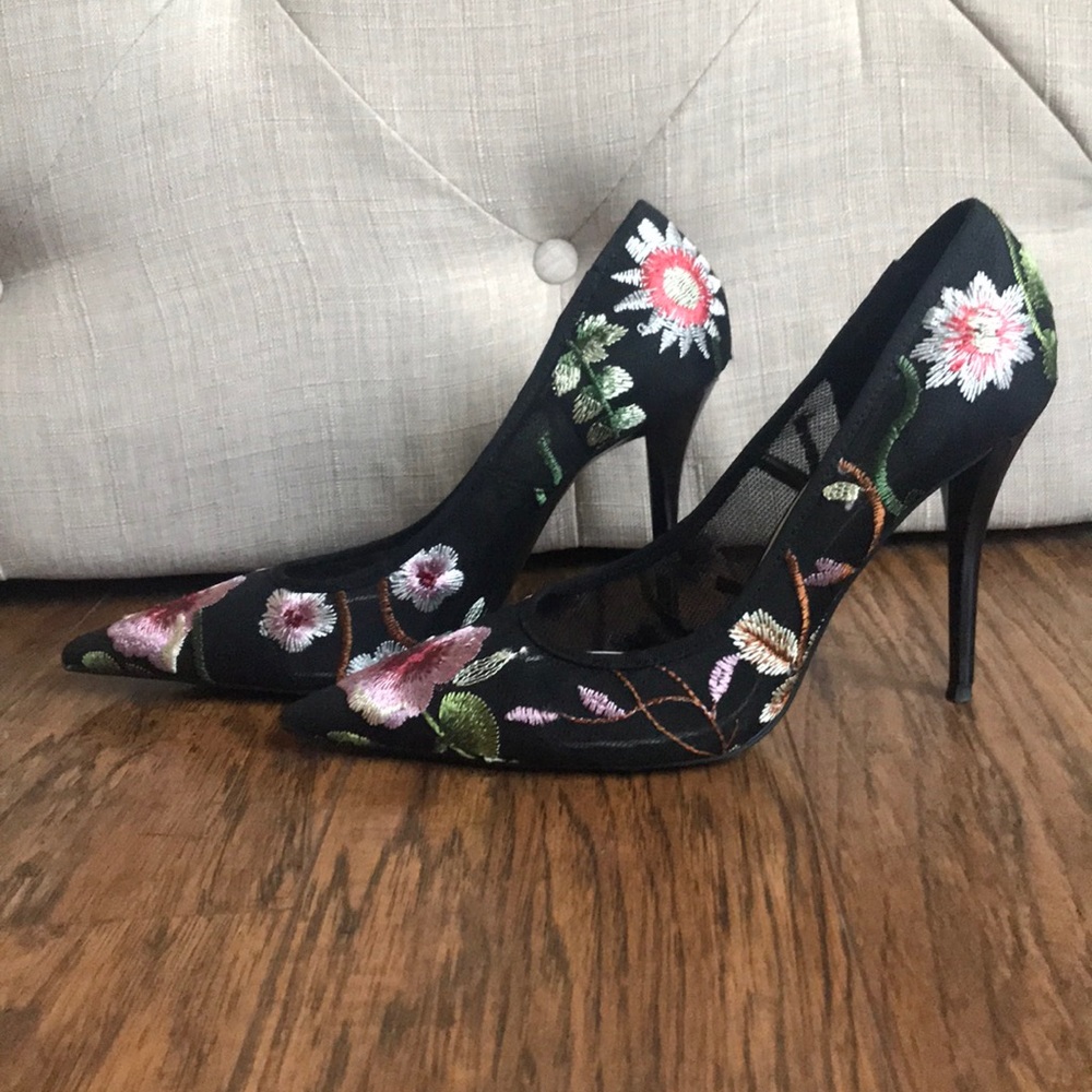 ZARA Scarpin